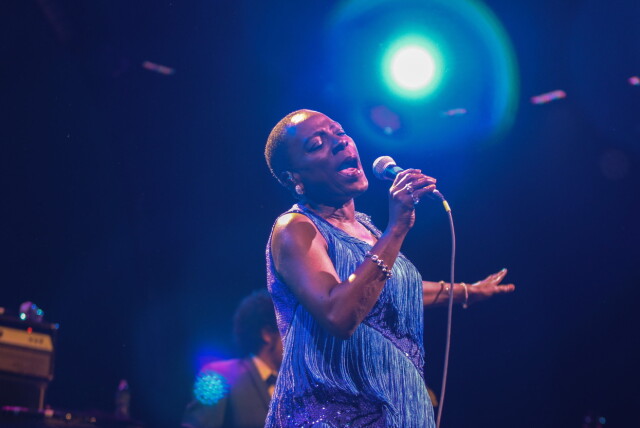SHARON JONES: 18. november gikk den amerikanske soulartisten Sharon Jones bort. Hun ble 60 år. Foto: NTB Scanpix SHARON JONES: 18. november gikk den amerikanske soulartisten Sharon Jones bort. Hun ble 60 år. Foto: NTB Scanpix